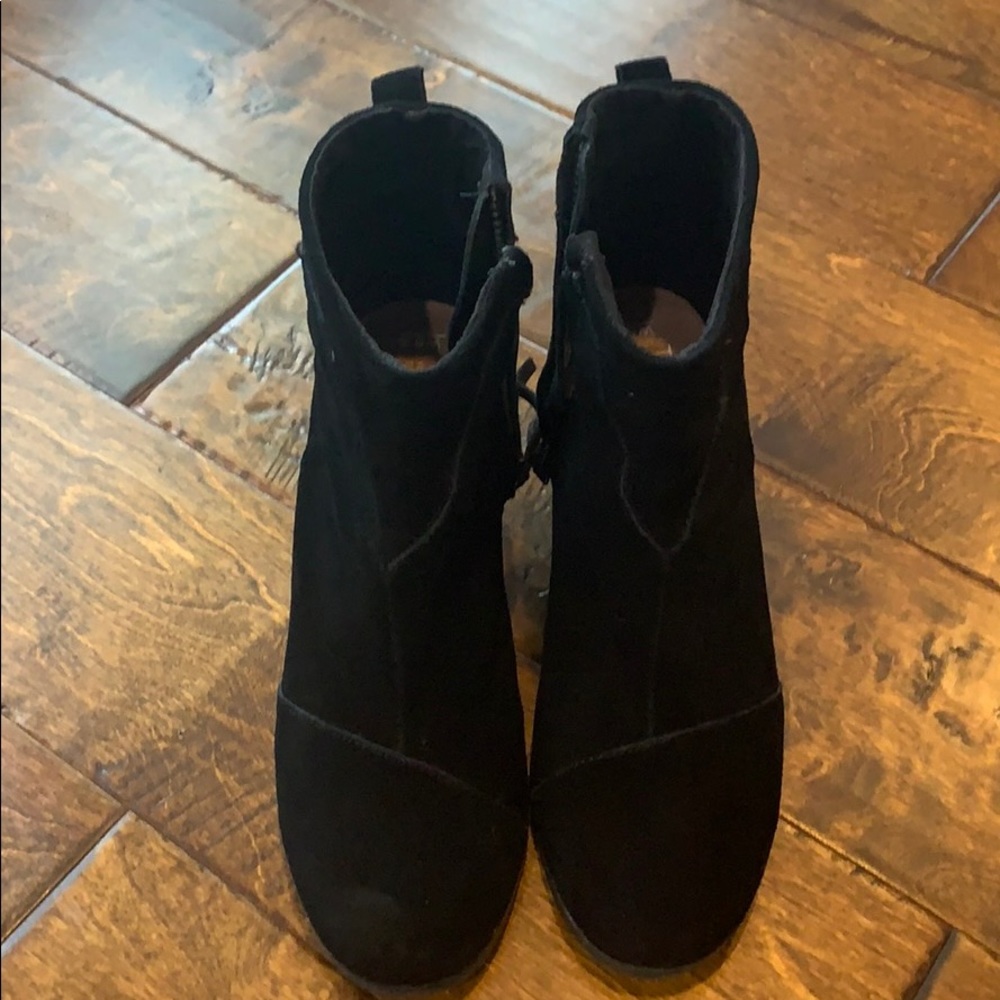 Toms Lunata Women’s Black Ankle Boots. Size: 6.5